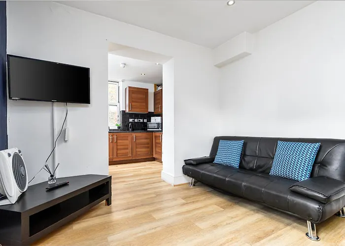 Aldgate Flats